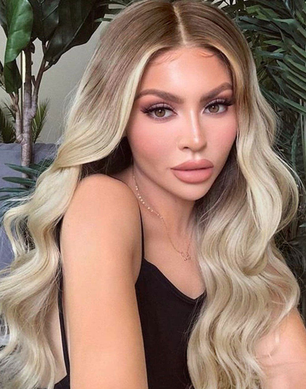 Zara-Ombre Ash Blonde Wavy Human Hair Wig Highlight 613 Body Wave Lace Front Wigs With Dark Roots