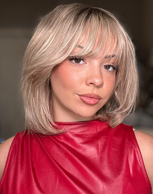 [Ready To Ship] Minimalist Lace Ombre Ash Blonde Bob Layered Straight Wig With Bangs