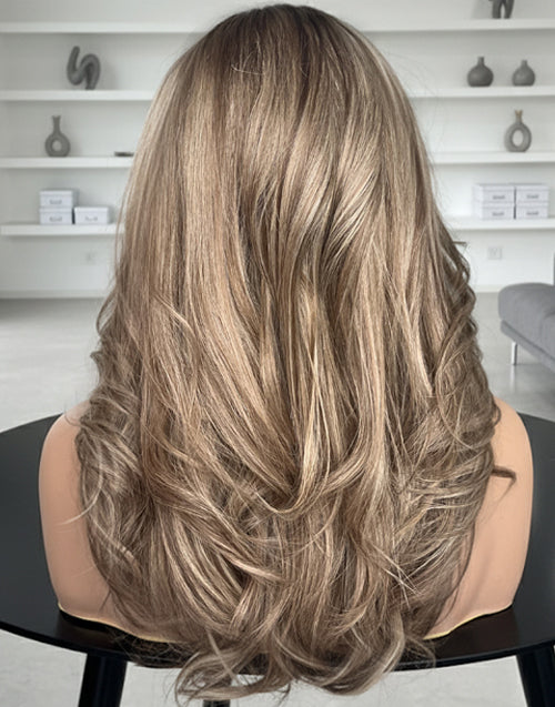 Fesy-Layered Wavy Mushroom Blonde Balayage Lace Front Wigs Shoulder Length Middle Part