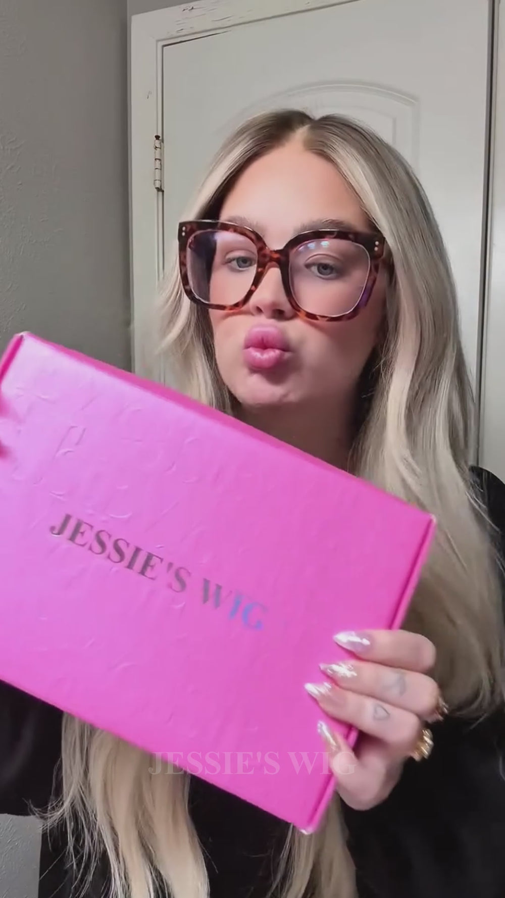 Carrie- Celebrity Collaboration Ombre Ash Blonde Wavy True-Hold Glueless Bob Wig Human Hair For Women